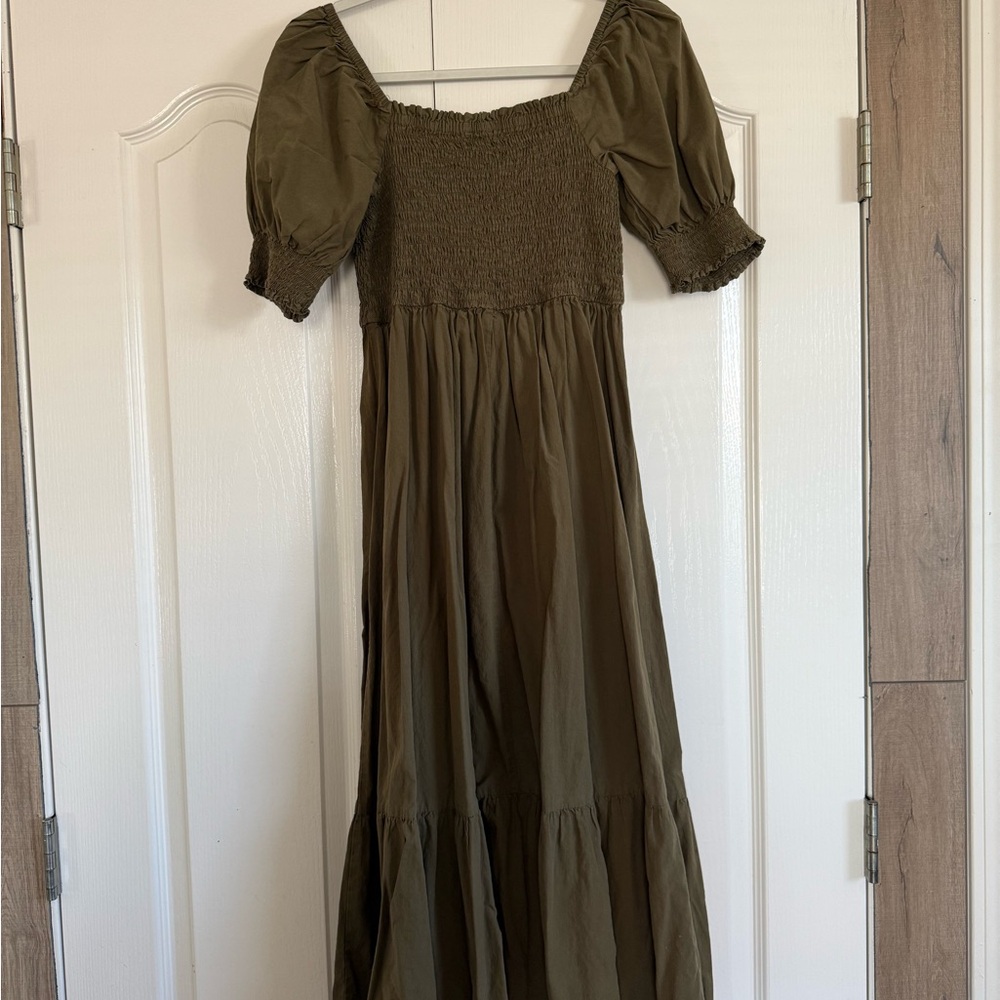 Neuflora Elegant Olive Green Smocked Dress